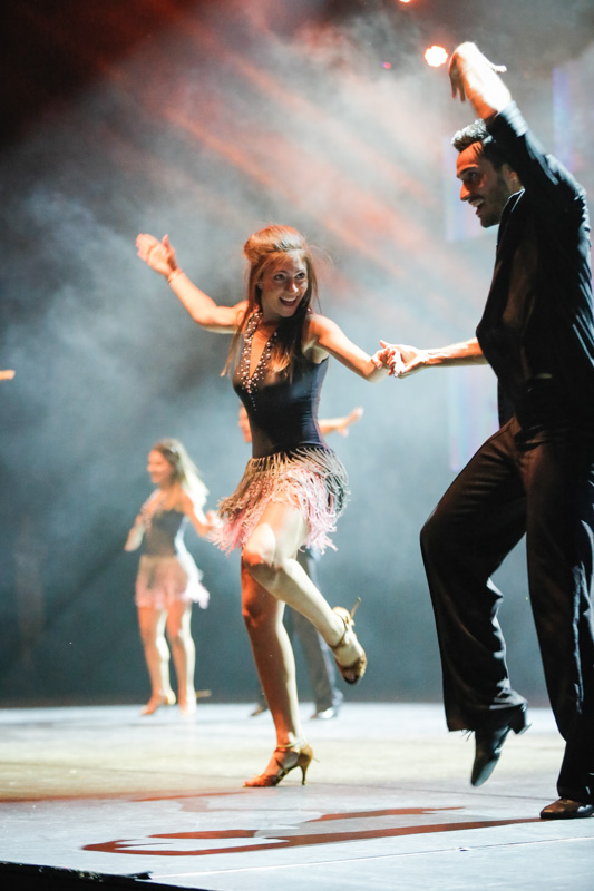 Tribe Dance Hold Your Dream 